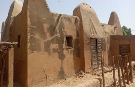 Reisebericht Bamtaare - Historische Moschee Guede Village